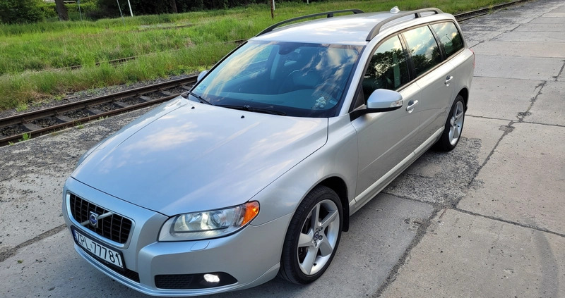 Volvo V70 cena 18000 przebieg: 425000, rok produkcji 2008 z Góra małe 232